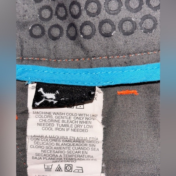 Oakley Slim Fit Surf Vtg Board Shorts Beachy Swim Poolside Sand Y2K Logo Men W34 - Picture 7 of 8